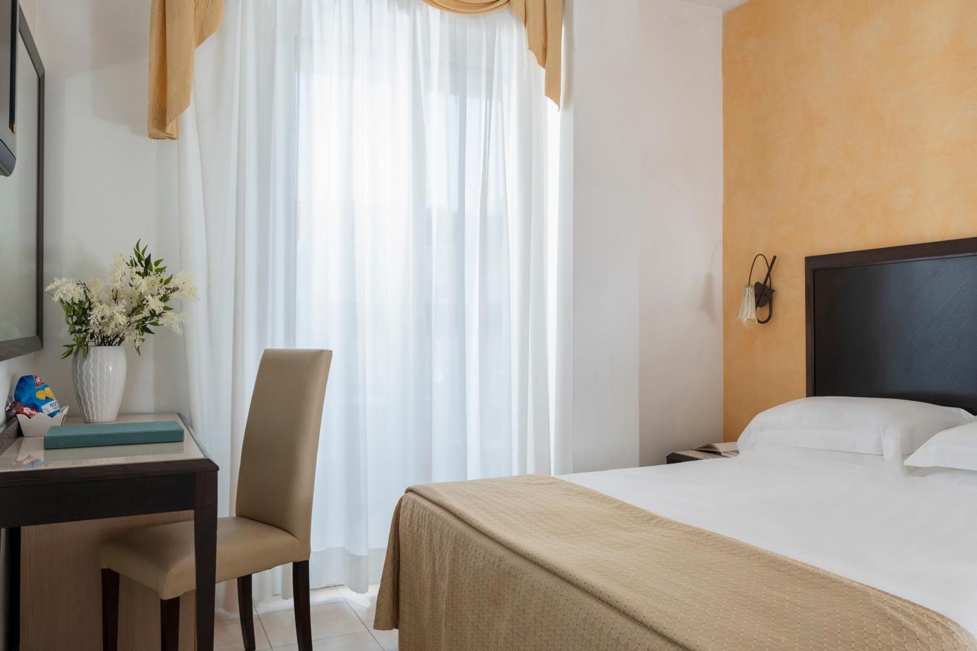Hotel Du Soleil Rimini Exterior photo