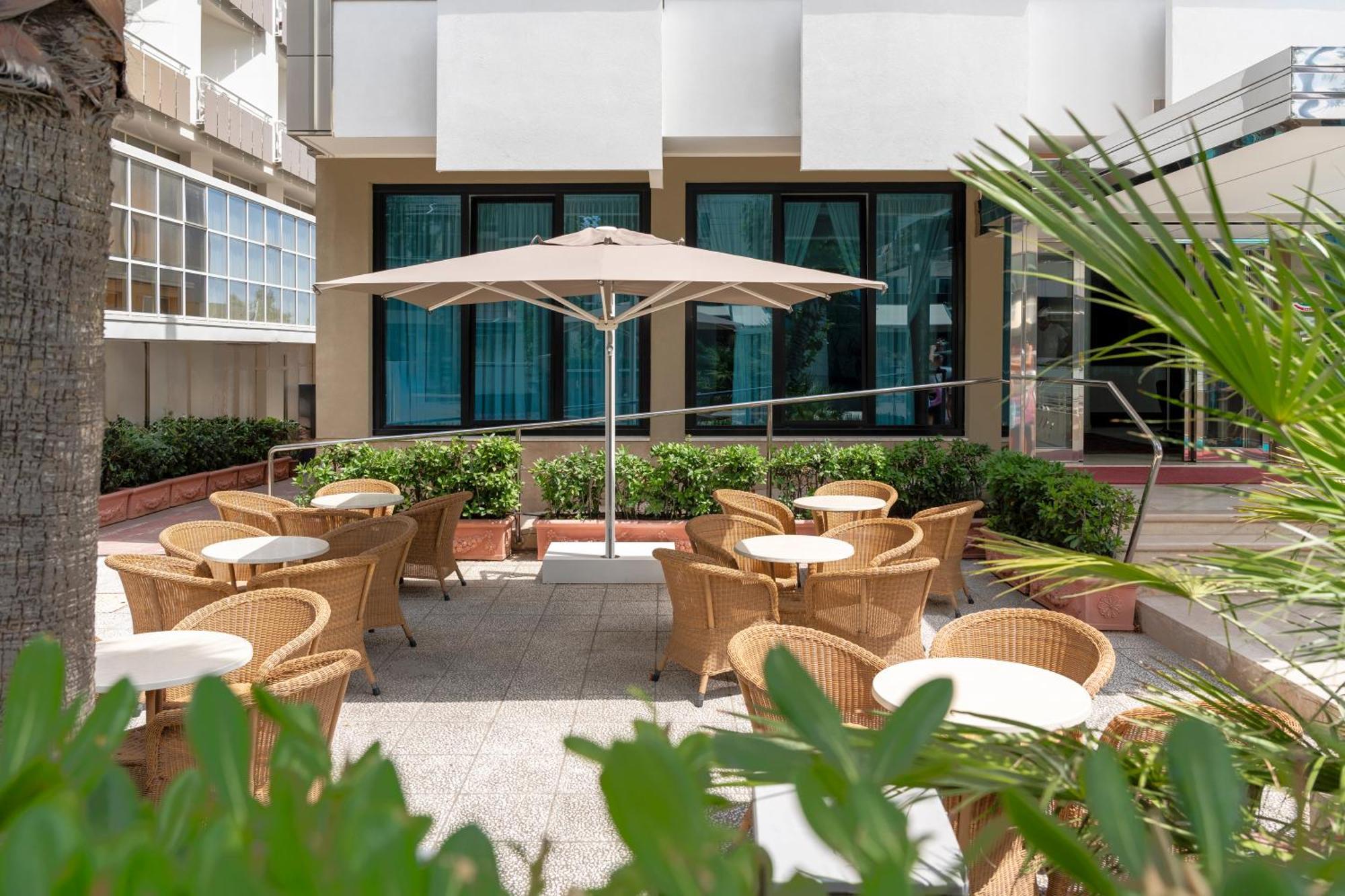 Hotel Du Soleil Rimini Exterior photo